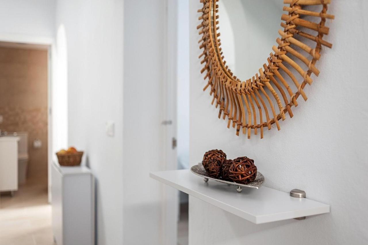Casa Carmen - Centrico Apartamento Con Terraza Privada เวเฮร์ เด ลา ฟรอนเตรา ภายนอก รูปภาพ